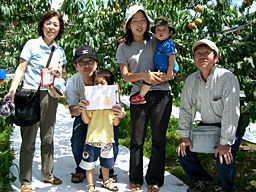 桃狩りご来園のお客様