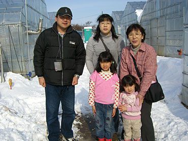 イチゴ狩りご来園のお客様