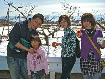 イチゴ狩りご来園のお客様